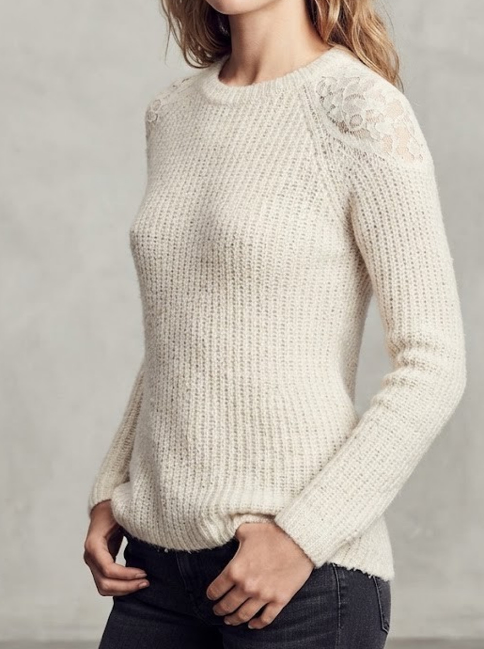 Cloud Chaser Women's Cream Chunky Knit Sweater Size Small Lace Shoulder Accents